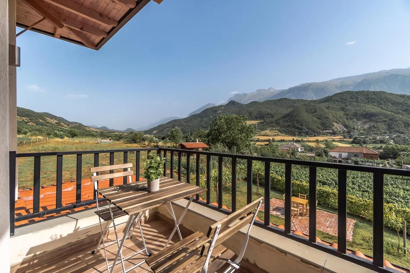 Villa Bujtina Lumo & Pool Përmet