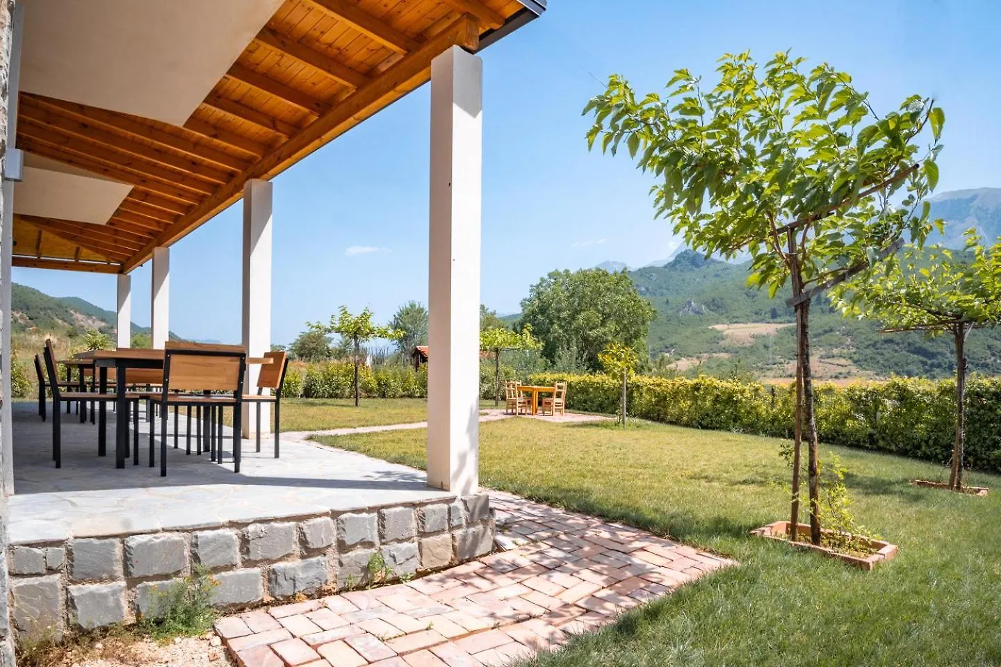 Villa Bujtina Lumo & Pool Përmet
